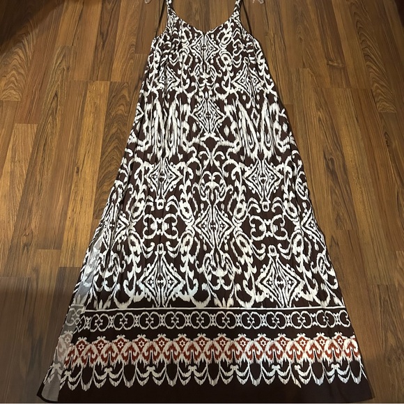 MSK Dresses & Skirts - MSK Brown Printed Maxi Dress Lightweight Rayon